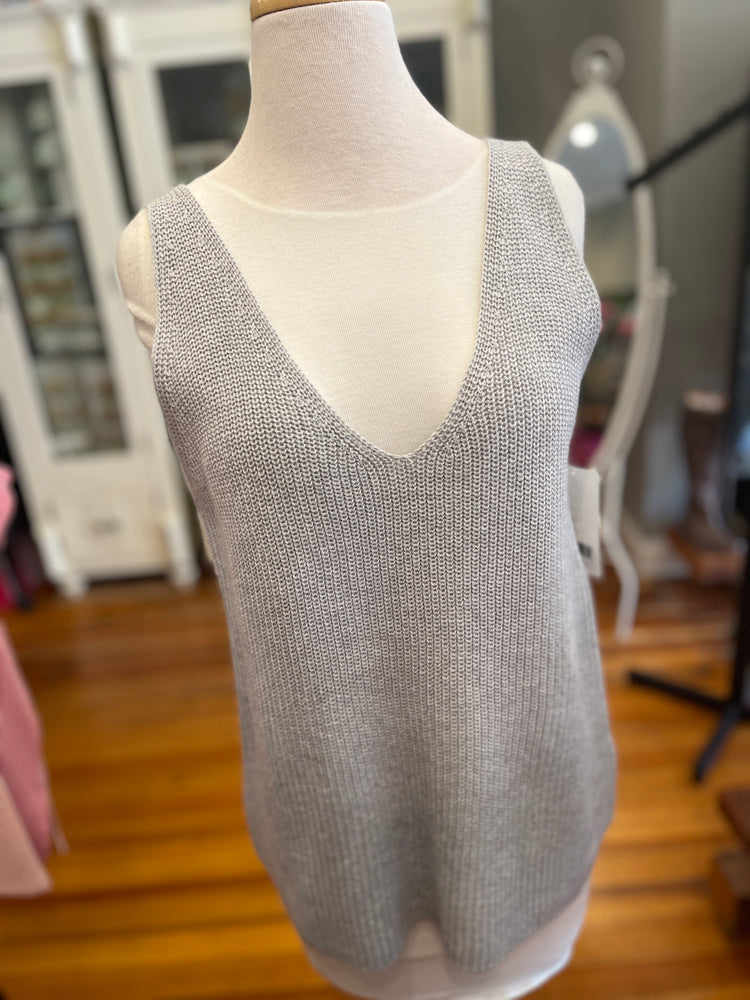 Gilli Gray Knit Tank Size Small