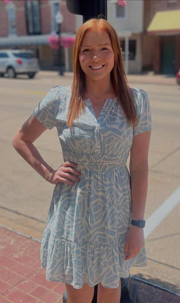 Gilli Light Blue & White Abstract Dress AD3928