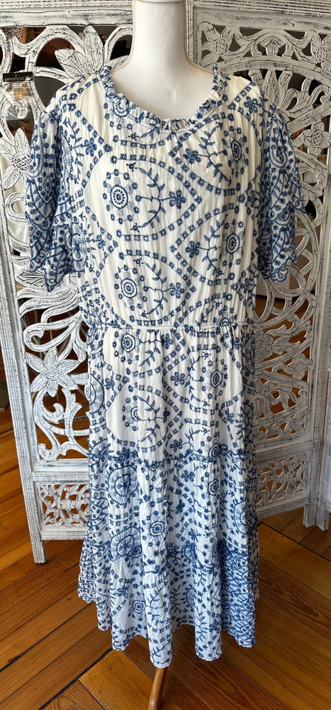 Hayden Curvy Eyelet Lace Scallop Sleeve Midi Dress HY8058