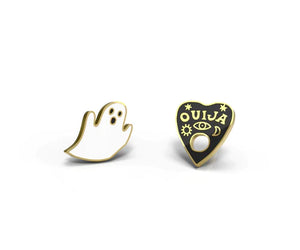 
            
                Load image into Gallery viewer, J242 Ghost/Ouija Board Post Earrings
            
        
